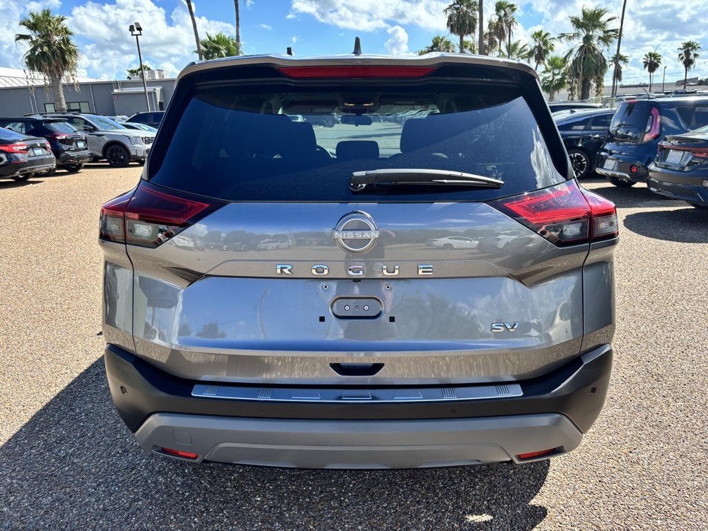 2023 Nissan Rogue SV photo 6