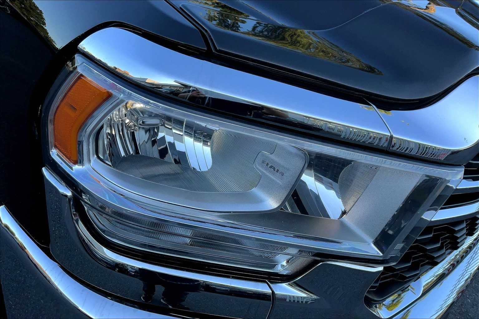 2022 Ram 3500 Big Horn photo 26