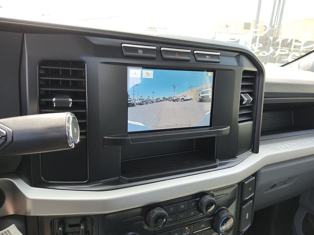 2024 Ford F-550 photo 9