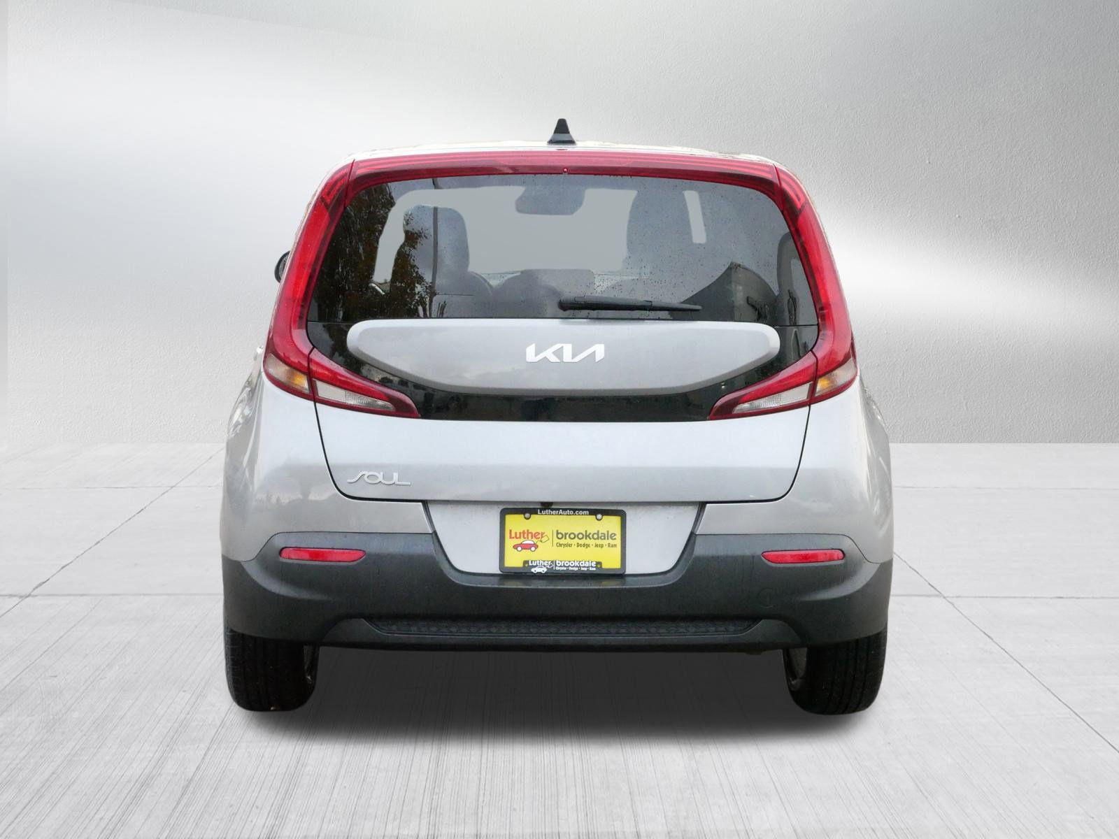 2022 Kia Soul LX photo 3