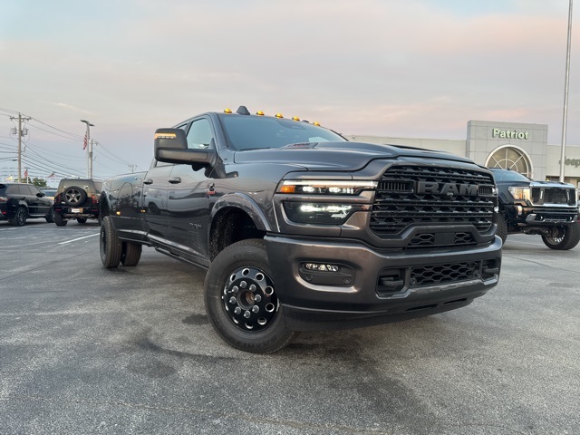 2025 Ram 3500 Limited photo 2