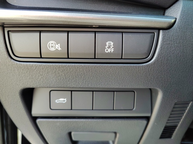 2025 Mazda Mazda3 2.5 Select Sport photo 14