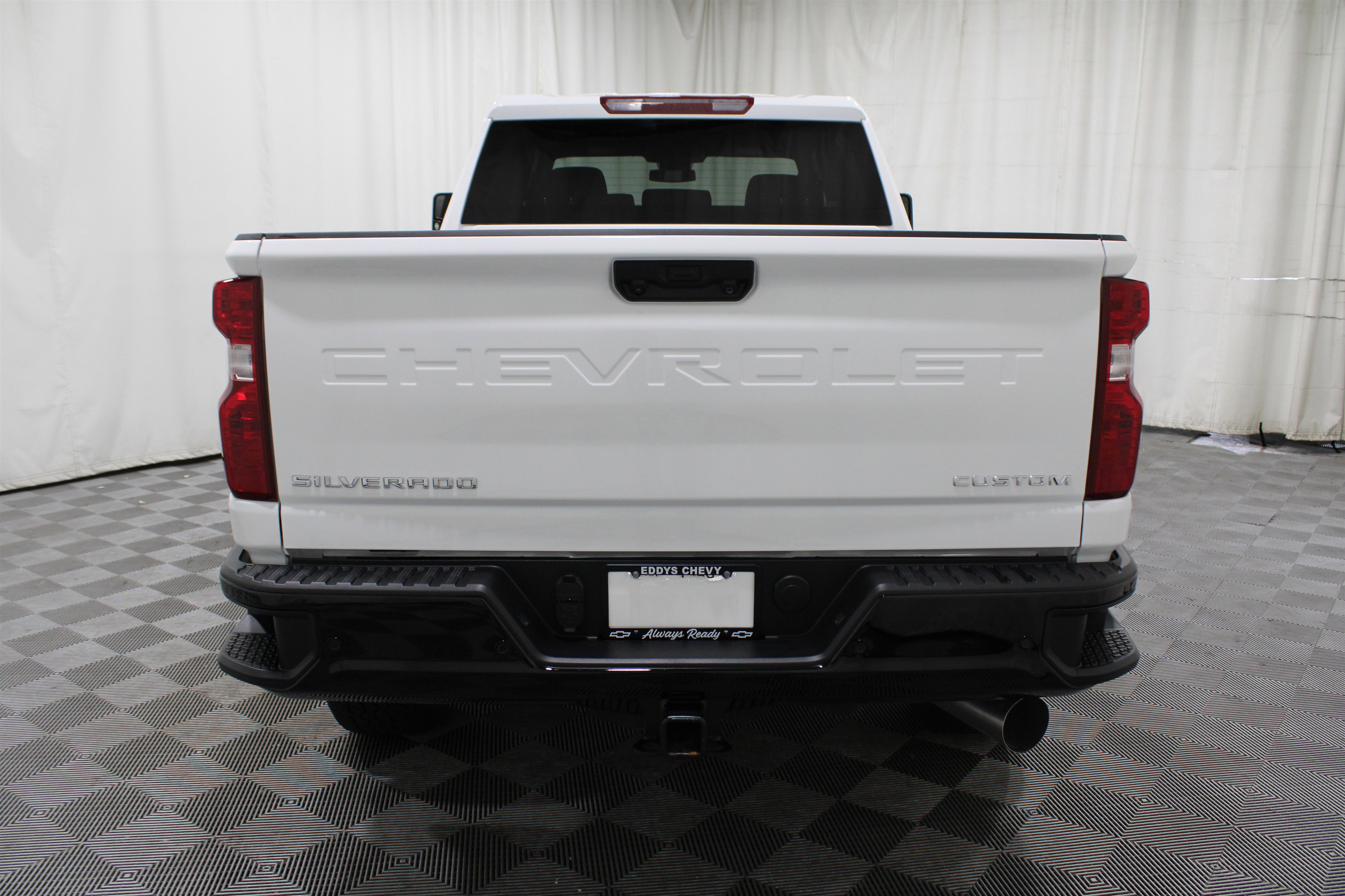 2025 Chevrolet Silverado 2500HD Custom photo 21