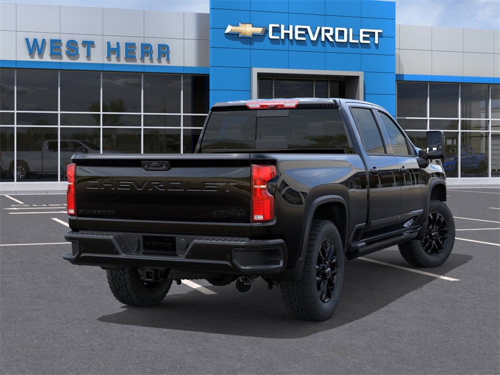 2025 Chevrolet Silverado High Country photo 3
