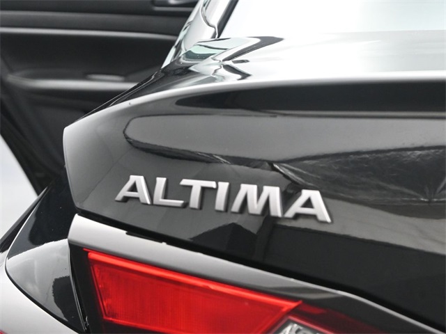 2024 Nissan Altima 2.5 SV photo 12