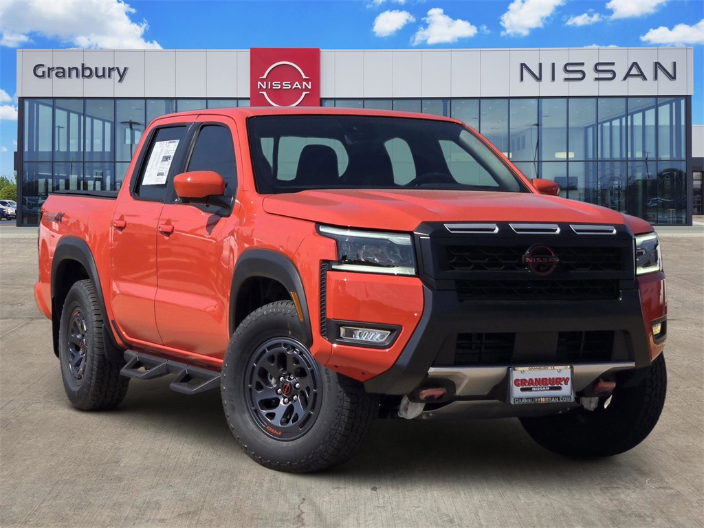2026 Nissan Frontier PRO-4X's photo