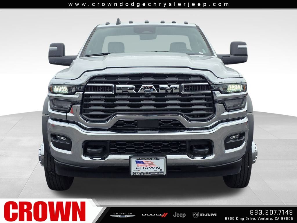 2026 Ram 5500 Tradesman photo 2