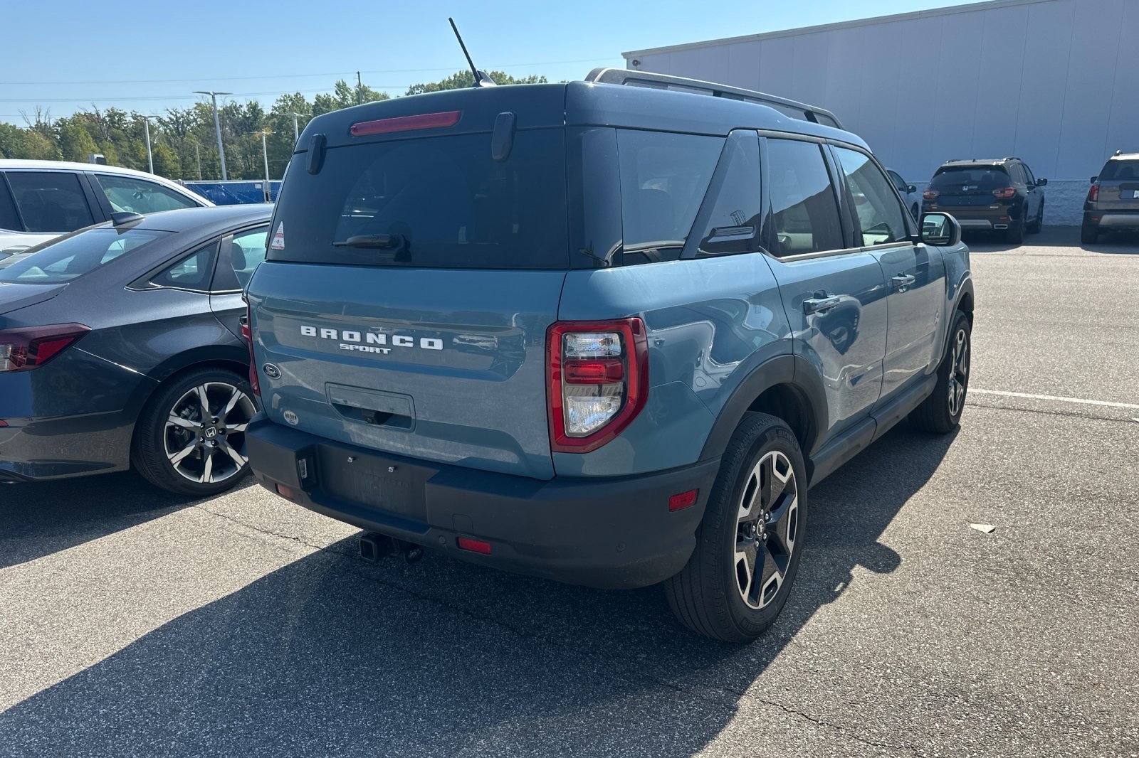 2021 Ford Bronco Sport Outer Banks photo 3