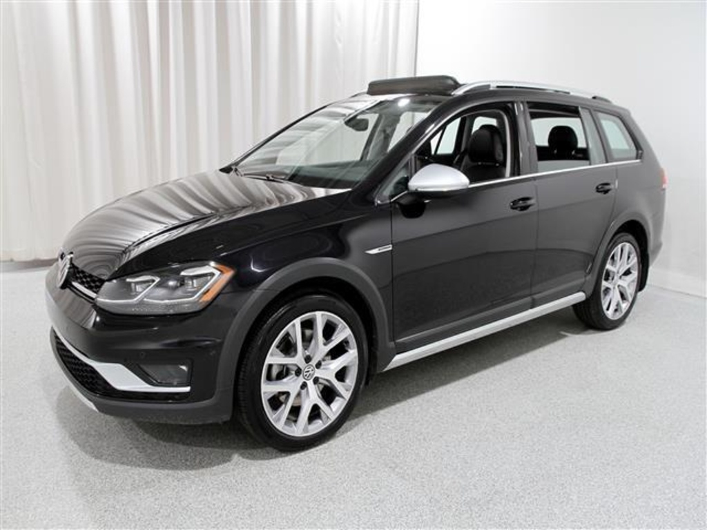 2019 Volkswagen Golf Alltrack TSI S 4Motion photo 3