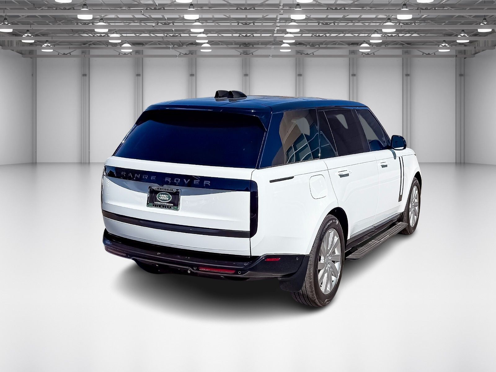 2025 Land Rover Range Rover SE photo 5