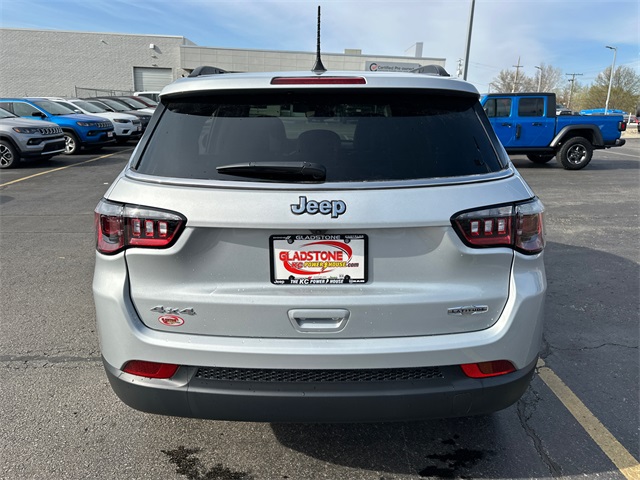 2025 Jeep Compass Latitude photo 6