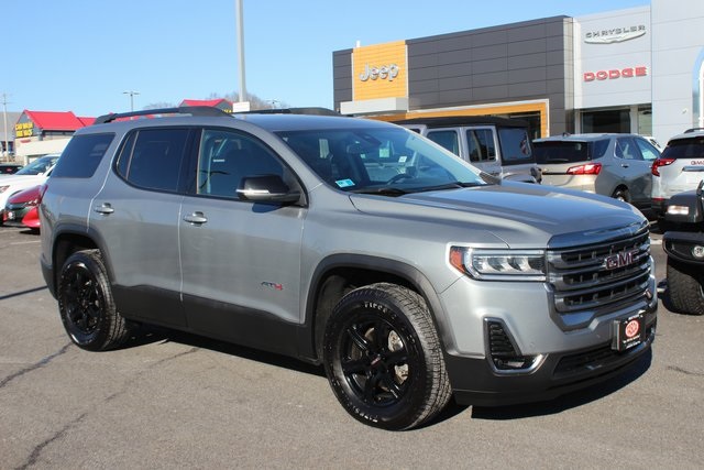 2023 GMC Acadia AT4's photo