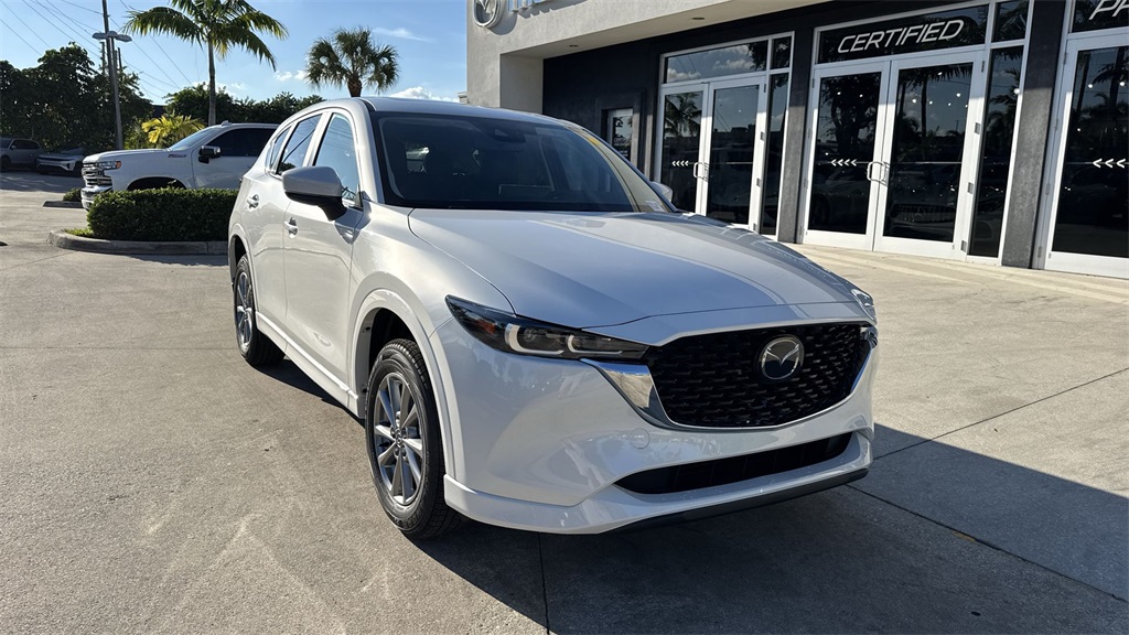 2025 Mazda CX-5 2.5 S Preferred photo 3