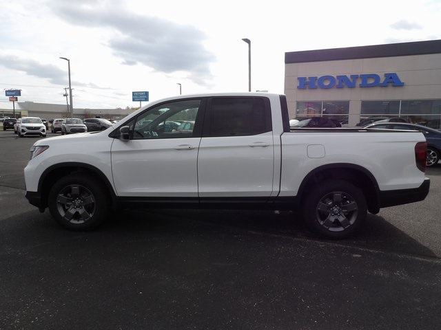 2025 Honda Ridgeline TrailSport photo 4