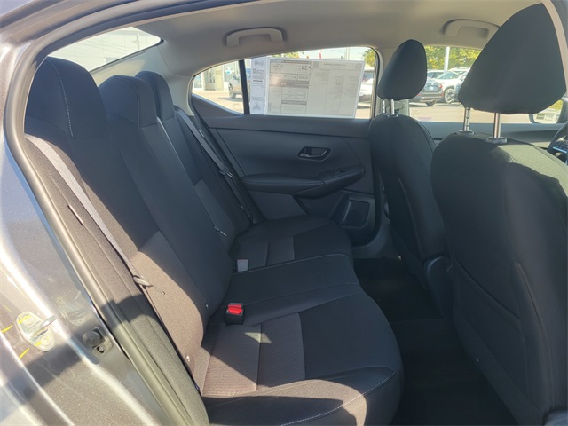 2025 Nissan Sentra SV photo 16