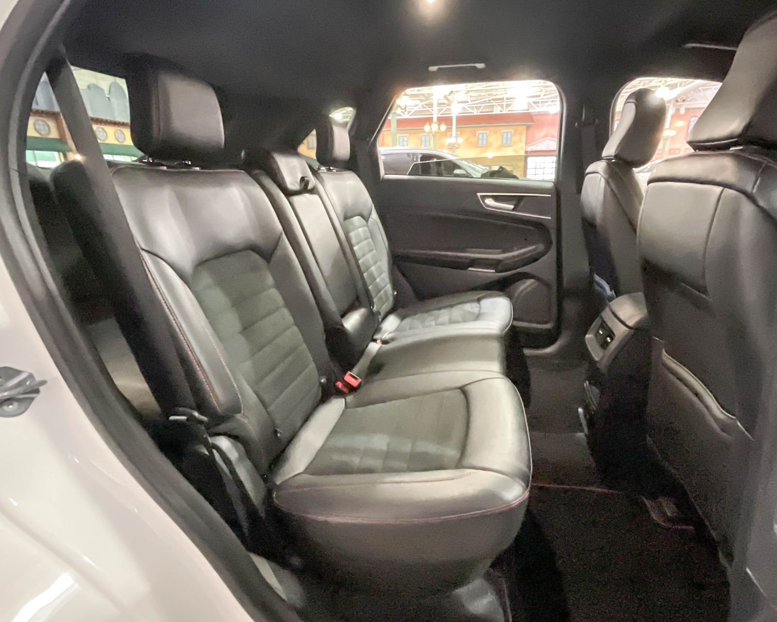 2024 Ford Edge ST photo 18