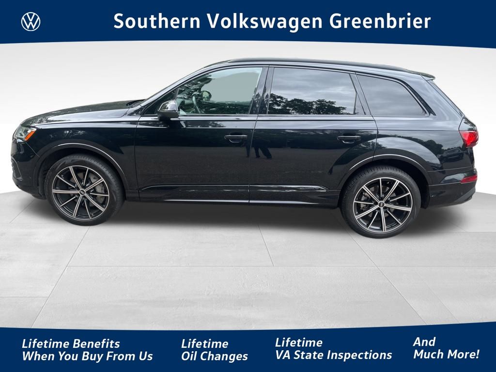 2021 Audi Q7 Premium Plus's photo