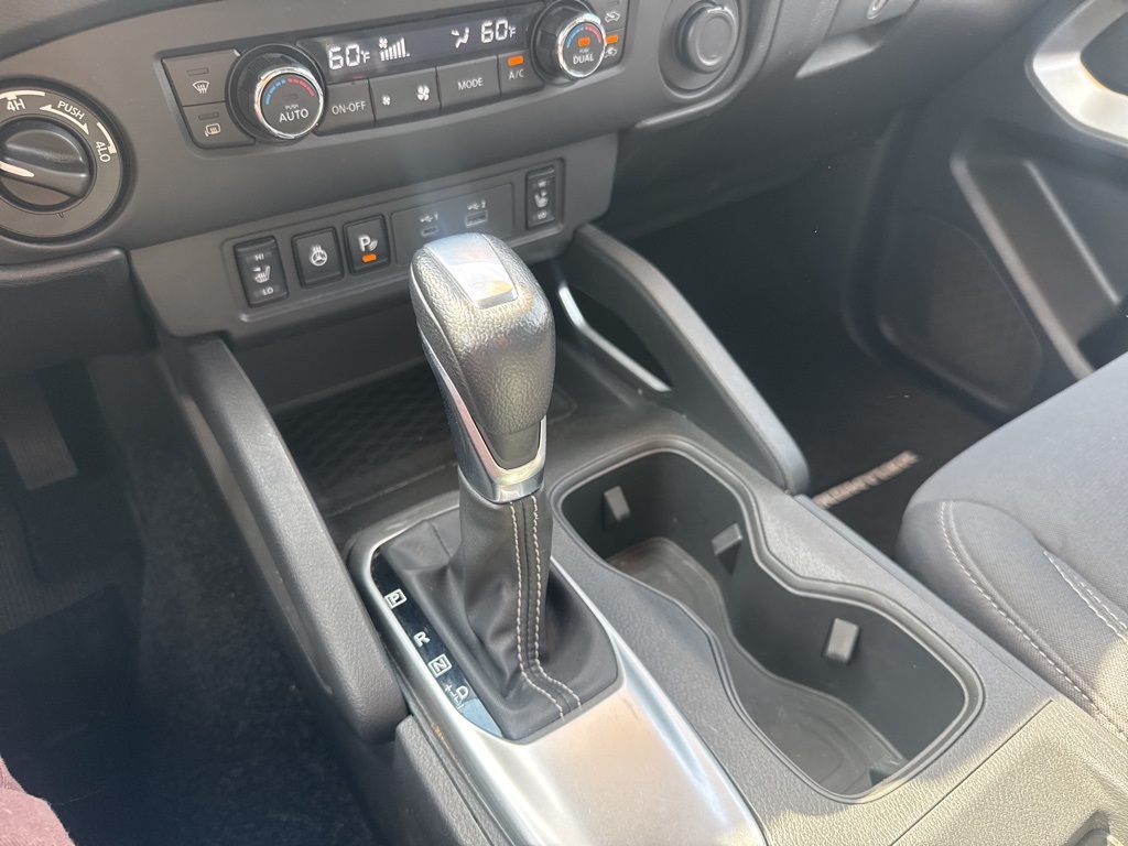 2024 Nissan Frontier SV photo 22