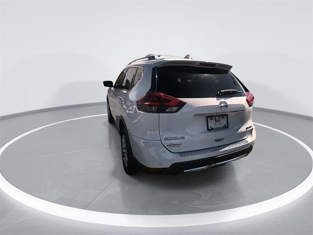 2020 Nissan Rogue SV photo 6