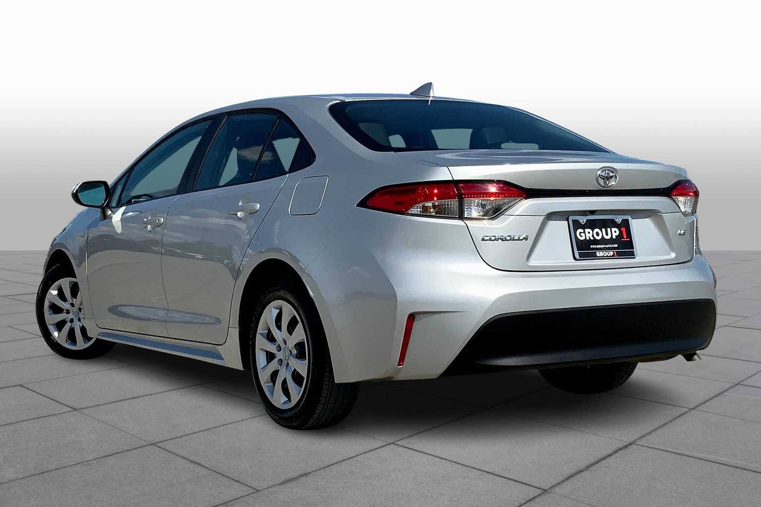 2024 Toyota Corolla LE photo 11