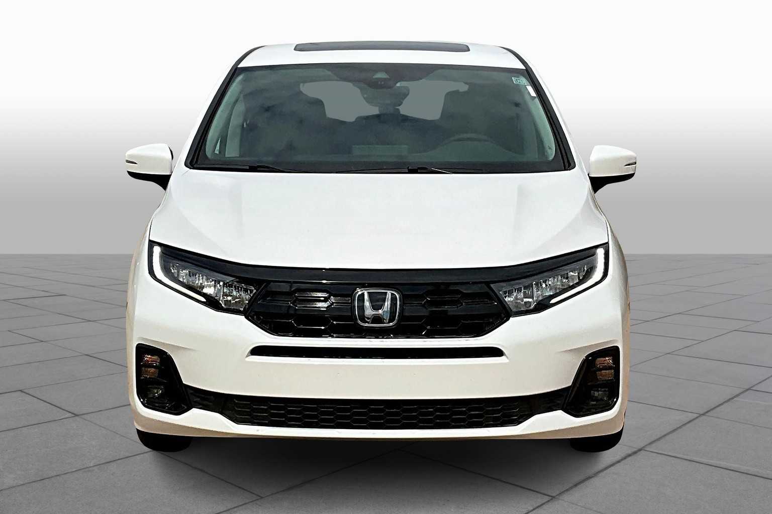 2026 Honda Odyssey Elite photo 3