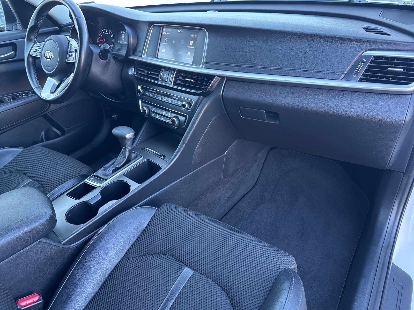 2020 Kia Optima S photo 31