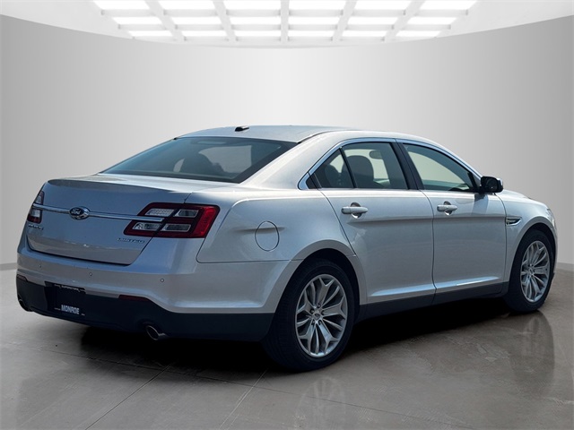 2018 Ford Taurus Limited photo 7