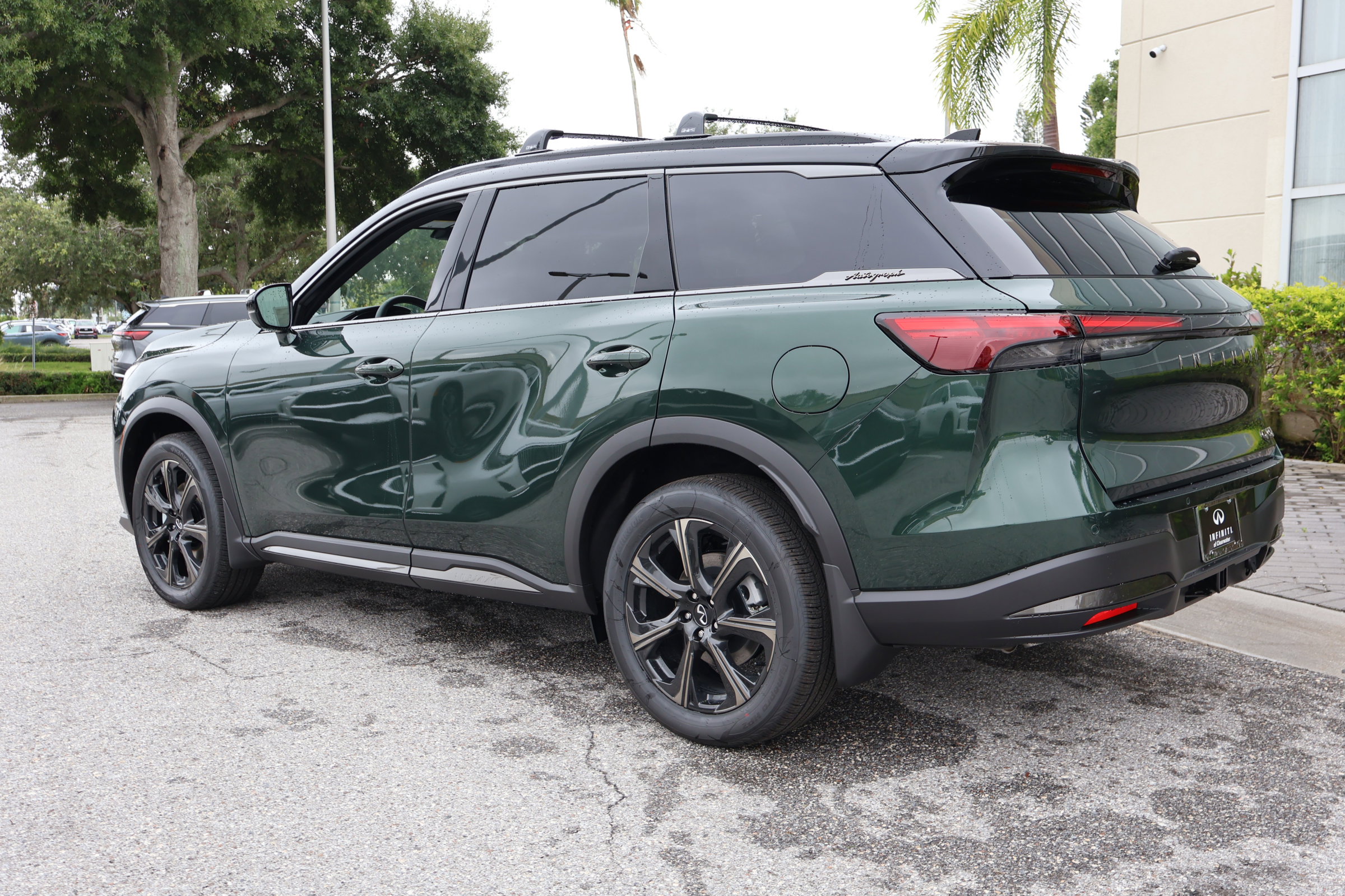 2026 Infiniti QX60 Autograph photo 3