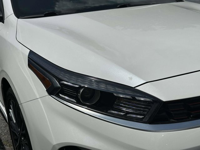 2024 Kia Forte GT-Line photo 4