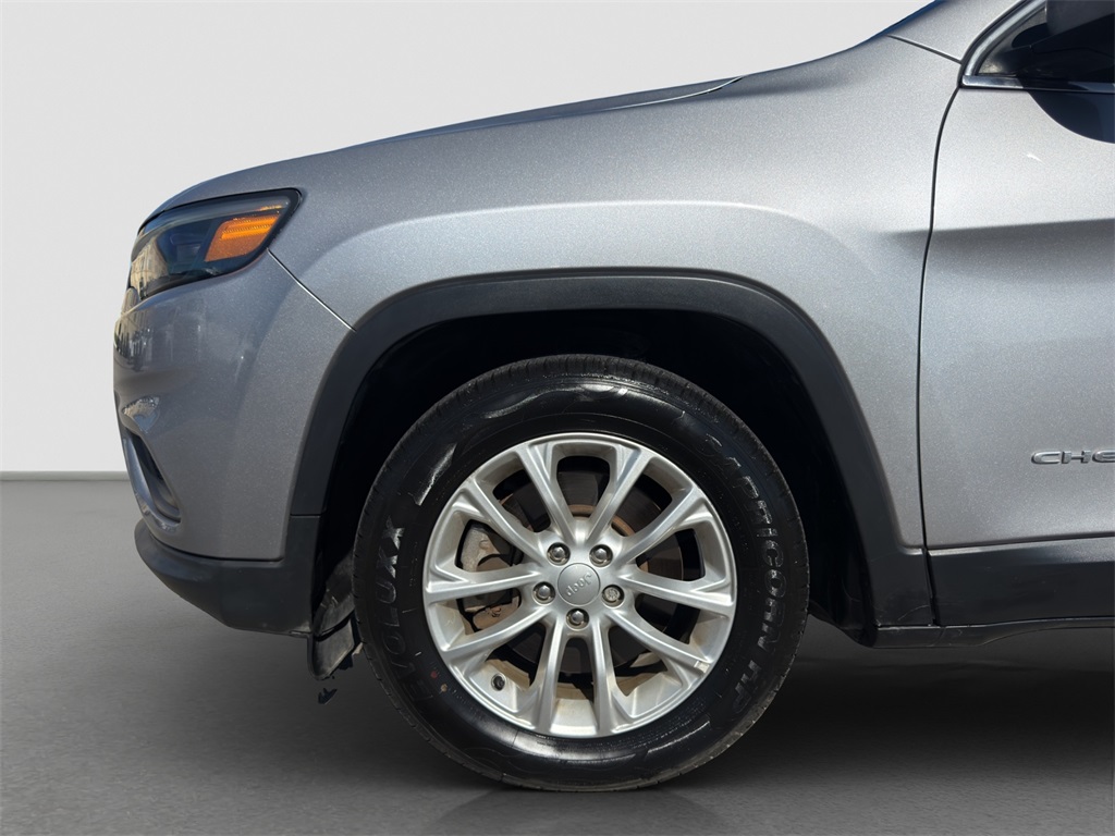2019 Jeep Cherokee Latitude photo 21