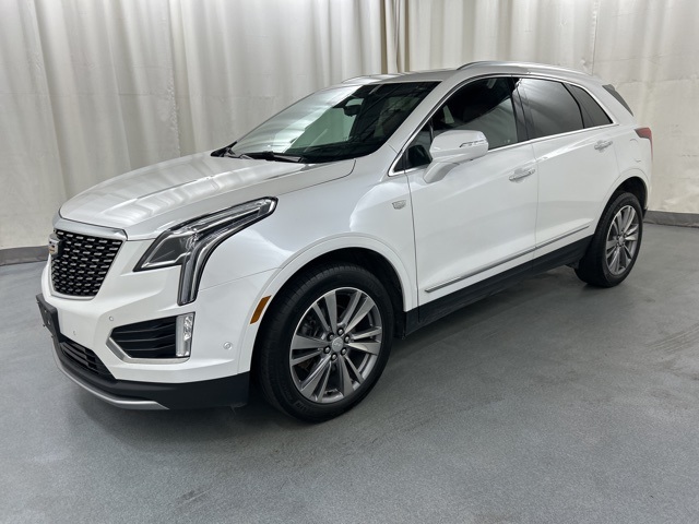2021 Cadillac XT5 Premium Luxury photo 2
