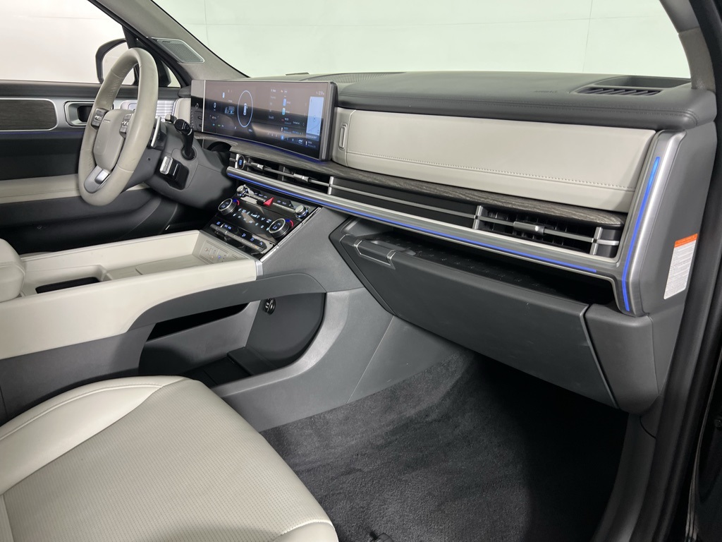 2024 Hyundai Santa Fe Limited photo 28