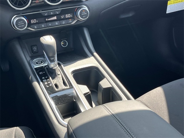 2025 Nissan Sentra SV photo 15