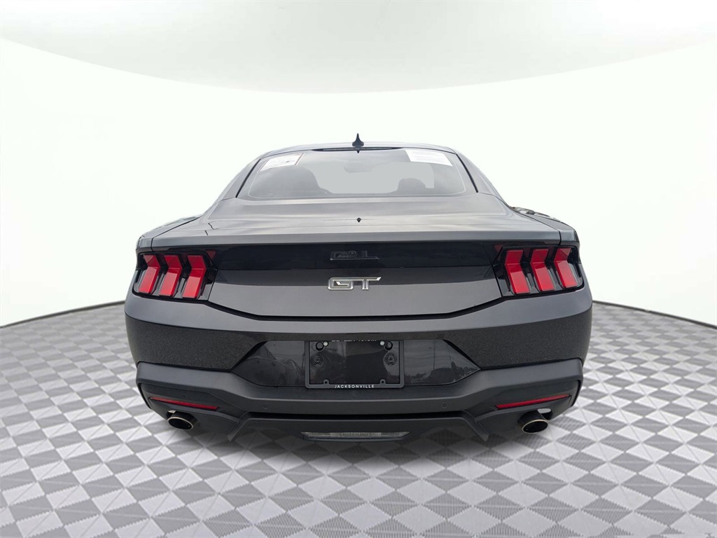2024 Ford Mustang GT Premium photo 3