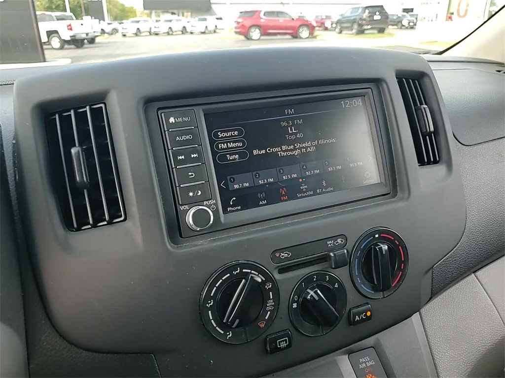 2021 Nissan NV200 S photo 24