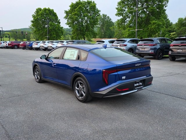 2025 Kia K4 LXS photo 4