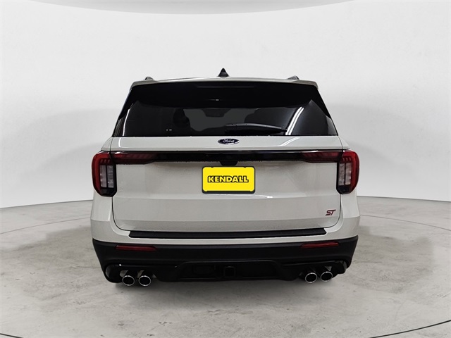 2025 Ford Explorer ST photo 4