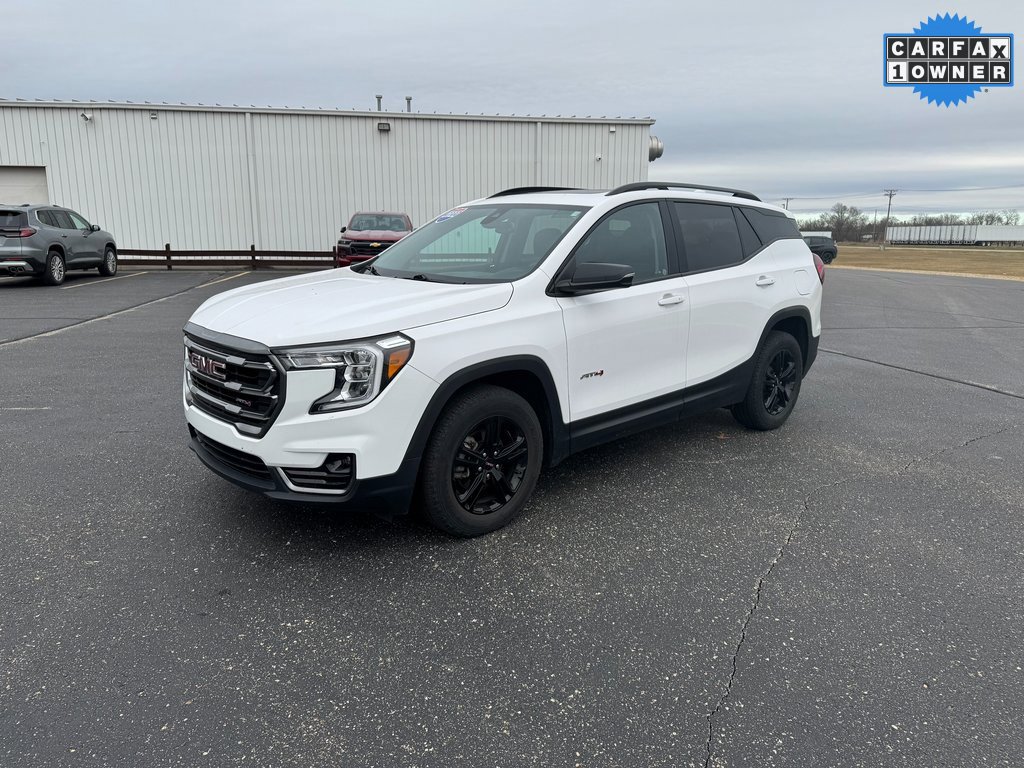 2022 GMC Terrain AT4's photo
