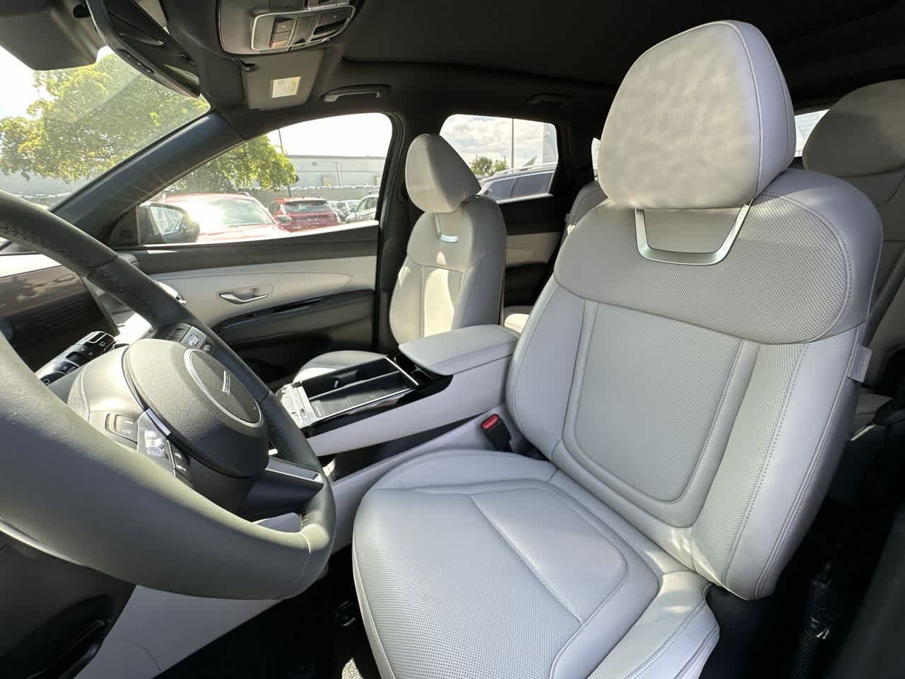 2025 Hyundai Tucson Hybrid Limited Sport photo 13