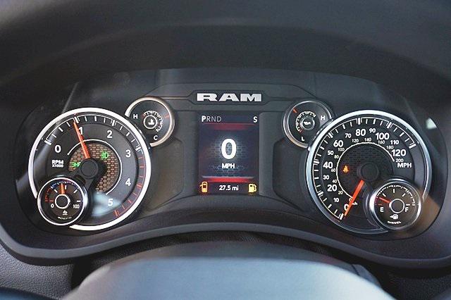 New 2023 Bright White Clear-Coat Exterior Paint RAM TRADESMAN Chassis Cab image 36