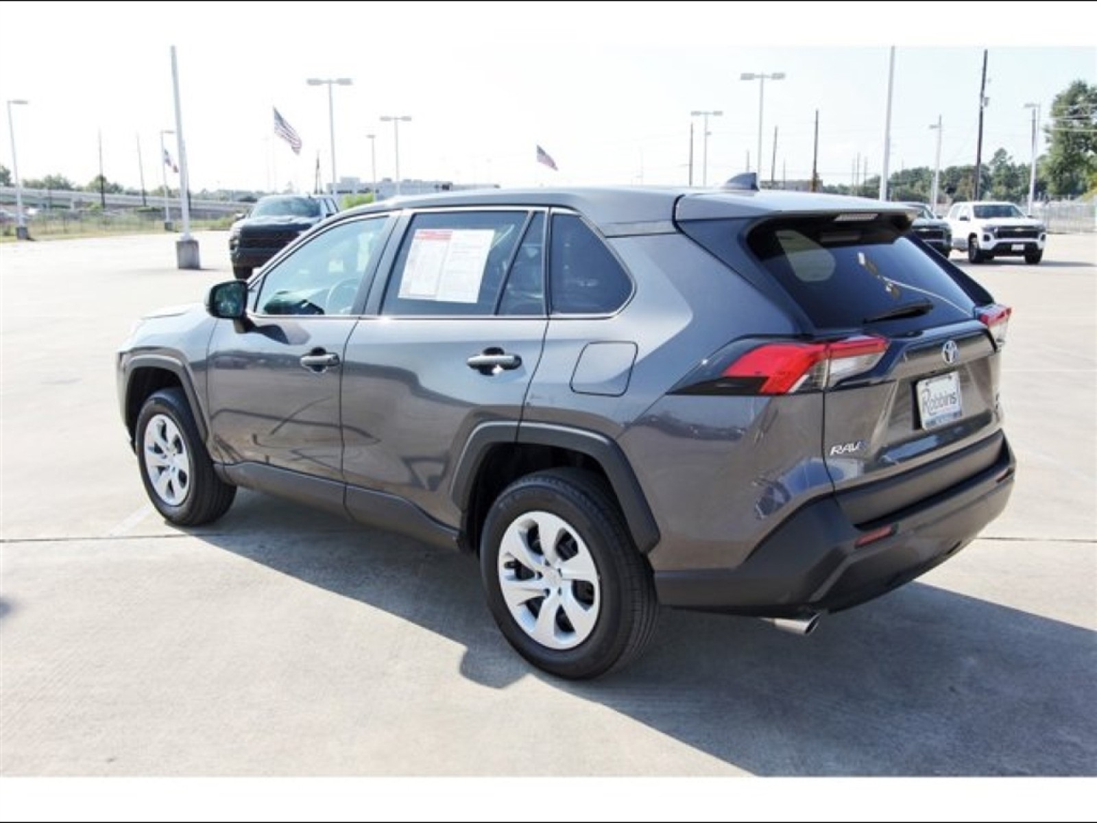 2022 Toyota RAV4 LE - 3