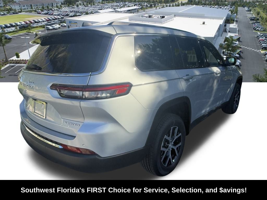 2025 Jeep Grand Cherokee Limited photo 2