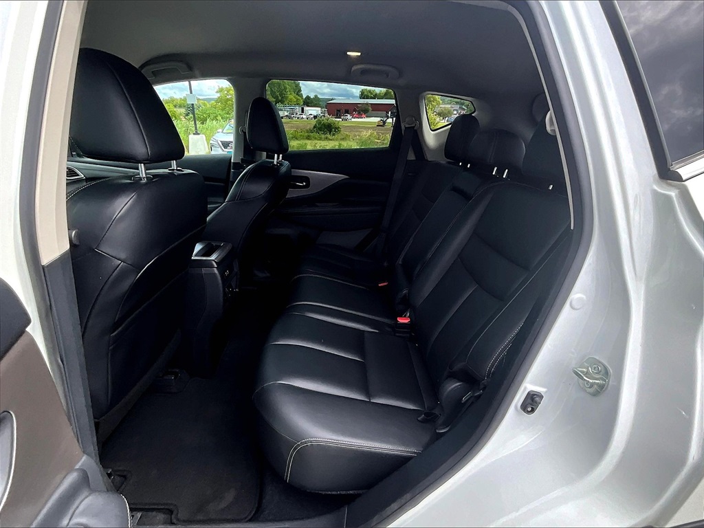 2023 Nissan Murano SV photo 15