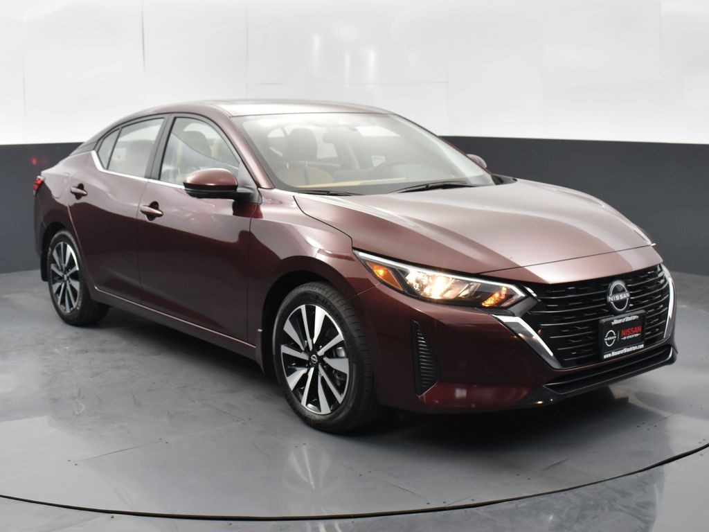 2025 Nissan Sentra SV's photo