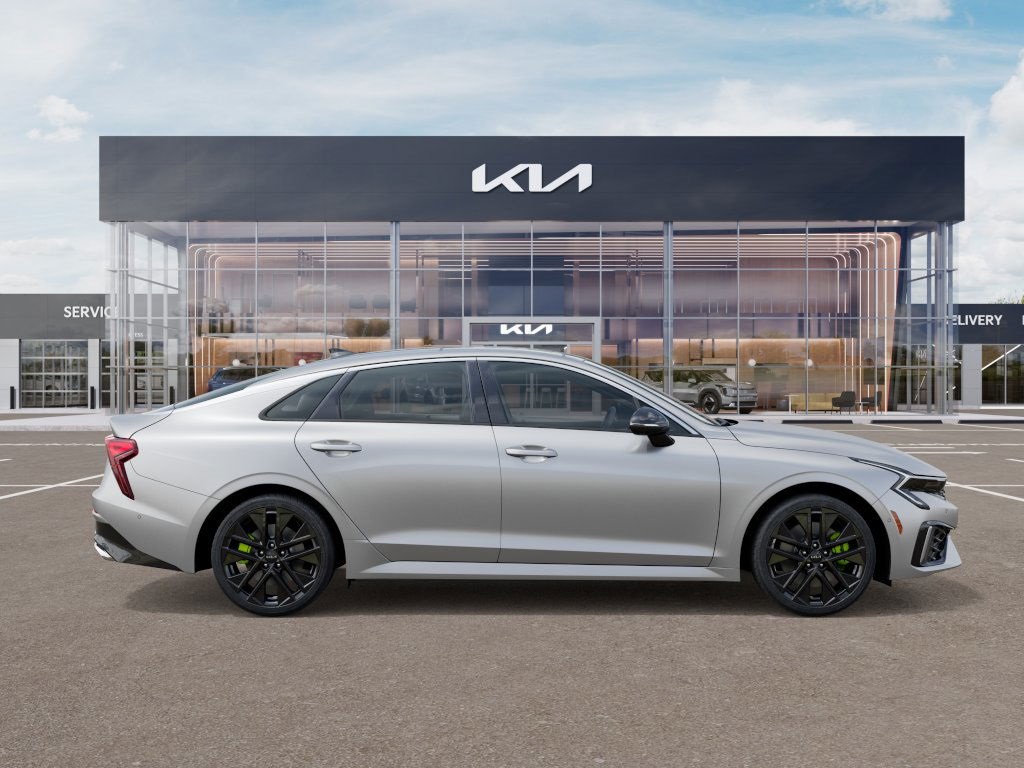 2026 Kia K5 GT photo 6