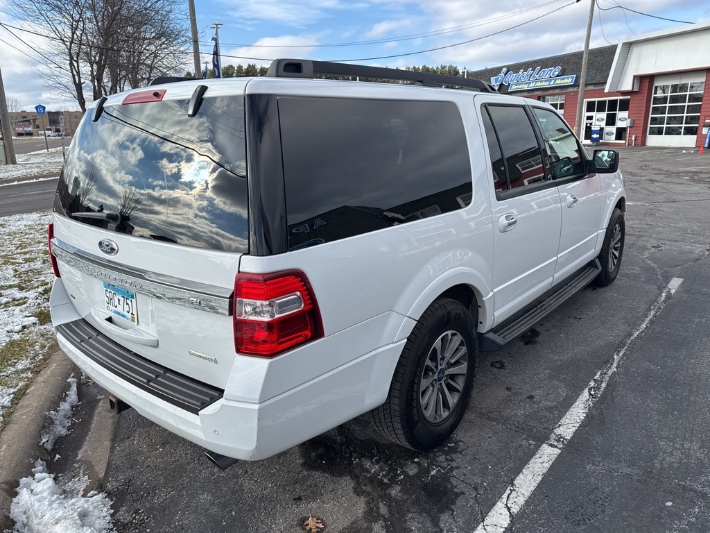 2015 Ford Expedition EL XLT photo 2