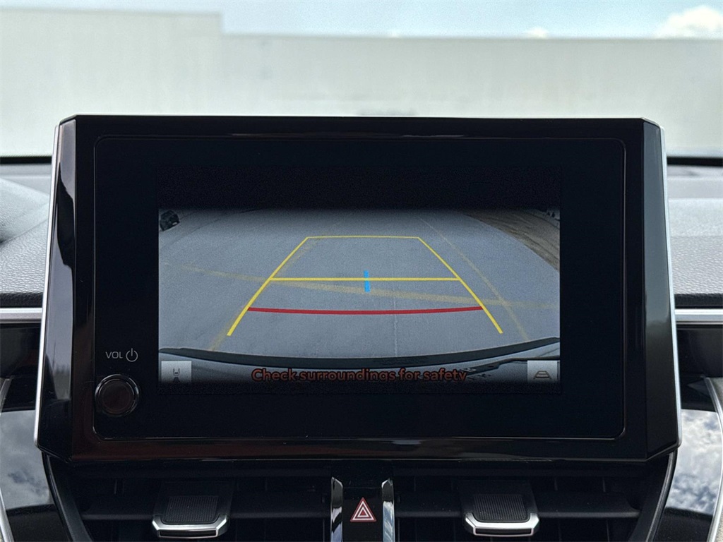 2024 Toyota Corolla Cross XLE photo 24