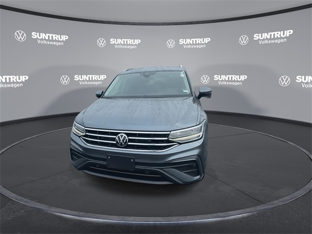 2023 Volkswagen Tiguan SE photo 3