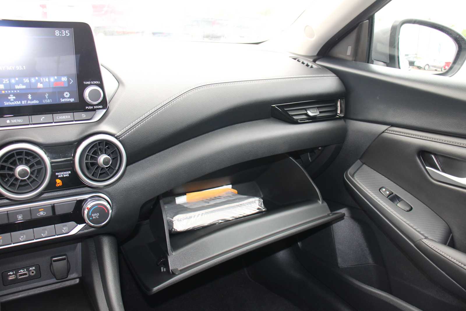 2025 Nissan Sentra SV photo 28