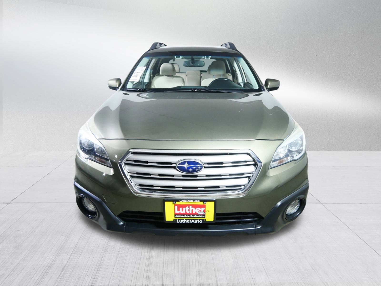 2015 Subaru Outback 2.5i Premium photo 2